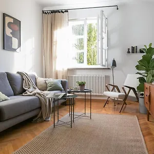  Apartament Modernist In The Old Town